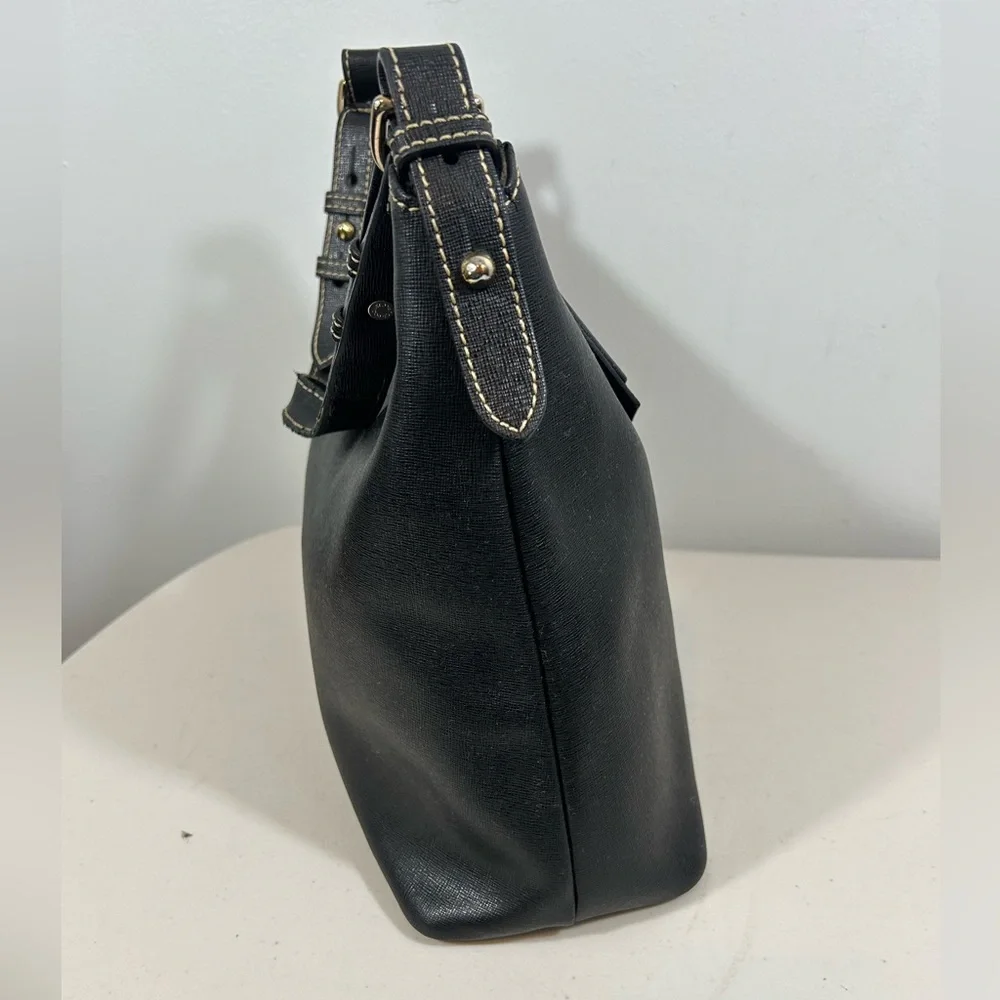 Dooney and Bourke staffiano leather purse